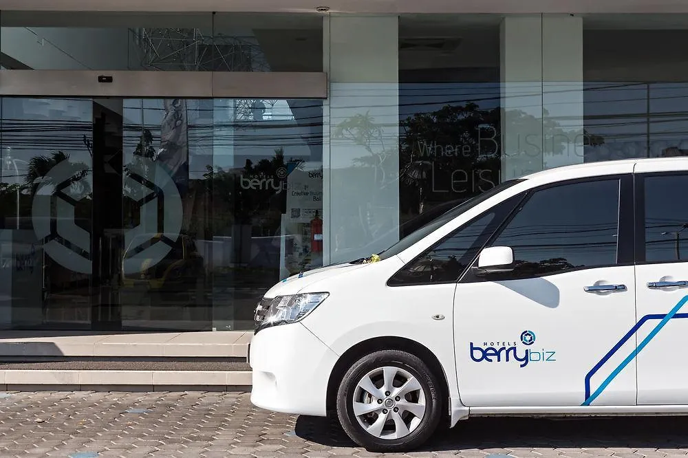 Berry Biz Hotel Seminyak Endonezya