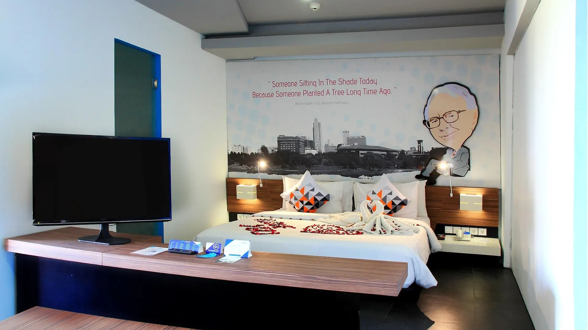 Berry Biz Hotel スミニャック